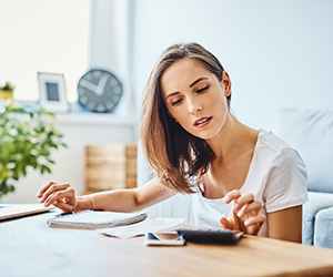 woman making calculations