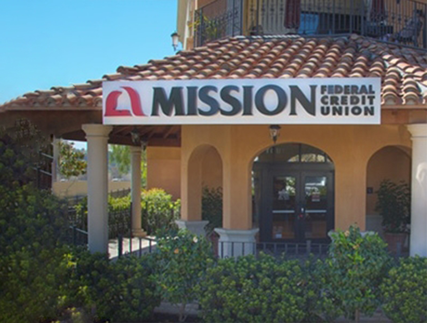 Exterior of Mission Fed's Chula Vista Eastlake branch